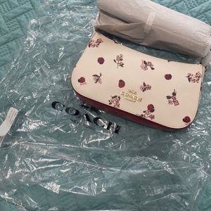 Coach Ladybug Jes Baguette